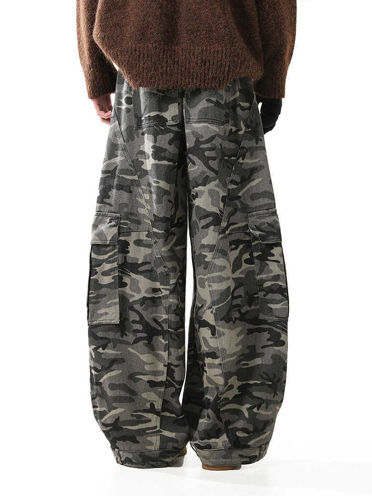 Retro Camouflage Wide-leg Jeans