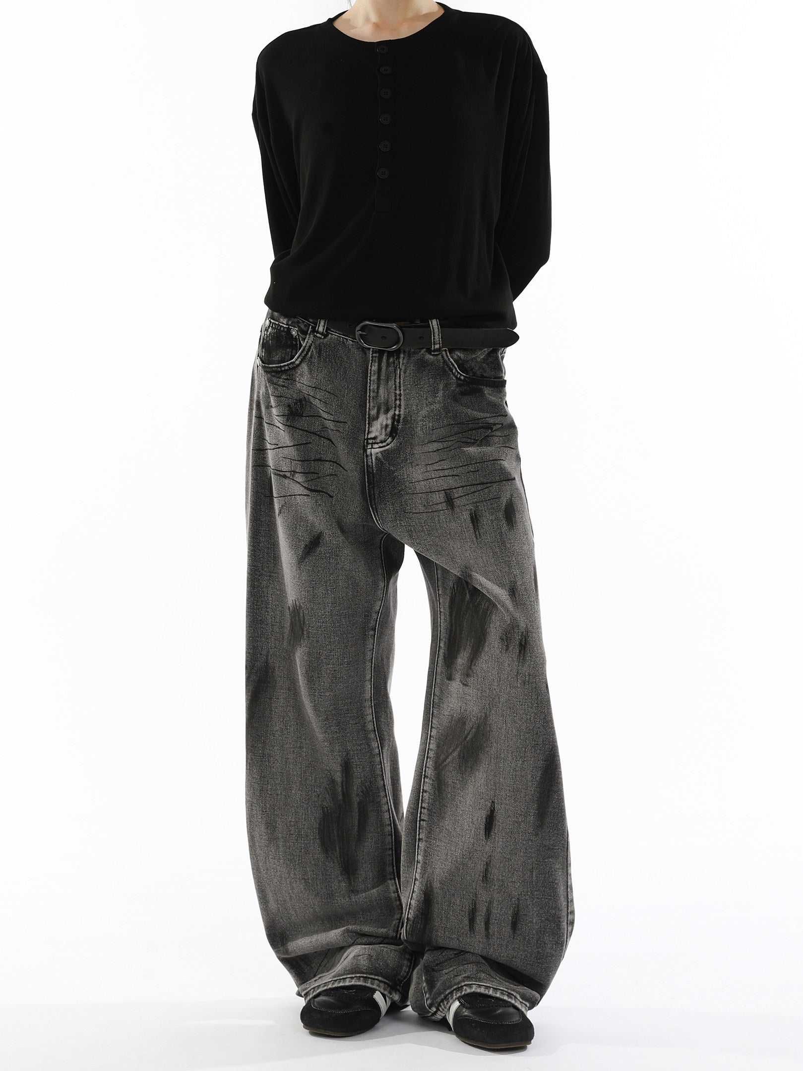 RAVEN Loose-fit Denim Jeans